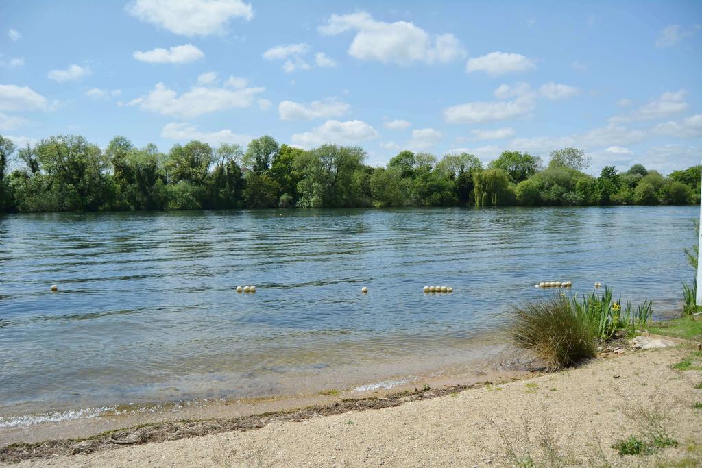 Caterina Lake Lodge South Cerney Zewnętrze zdjęcie